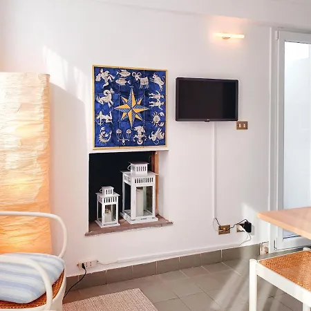 Attico A Marina Centro Apartman *